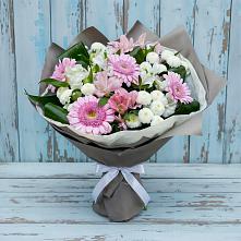 Букет цветов из:  Герберы, Альстромерии и Хризантемы в Новокумском