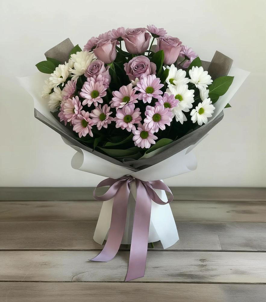 Букет цветов из: Хризантемы и Розы в Новокумском