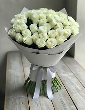 Букет 35 Белых роз в Новокумском