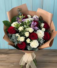 Букет цветов из:  Розы и Альстромерии #REPLACE_PRED# Новокумском