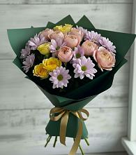Букет цветов из:  Хризантемы и Розы в Новокумском