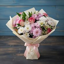 Букет цветов из:  Хризантемы, Альстромерии и Розы в Новокумском