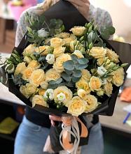 Букет цветов из:  Розы и Лизиантусы #REPLACE_PRED# Новокумском