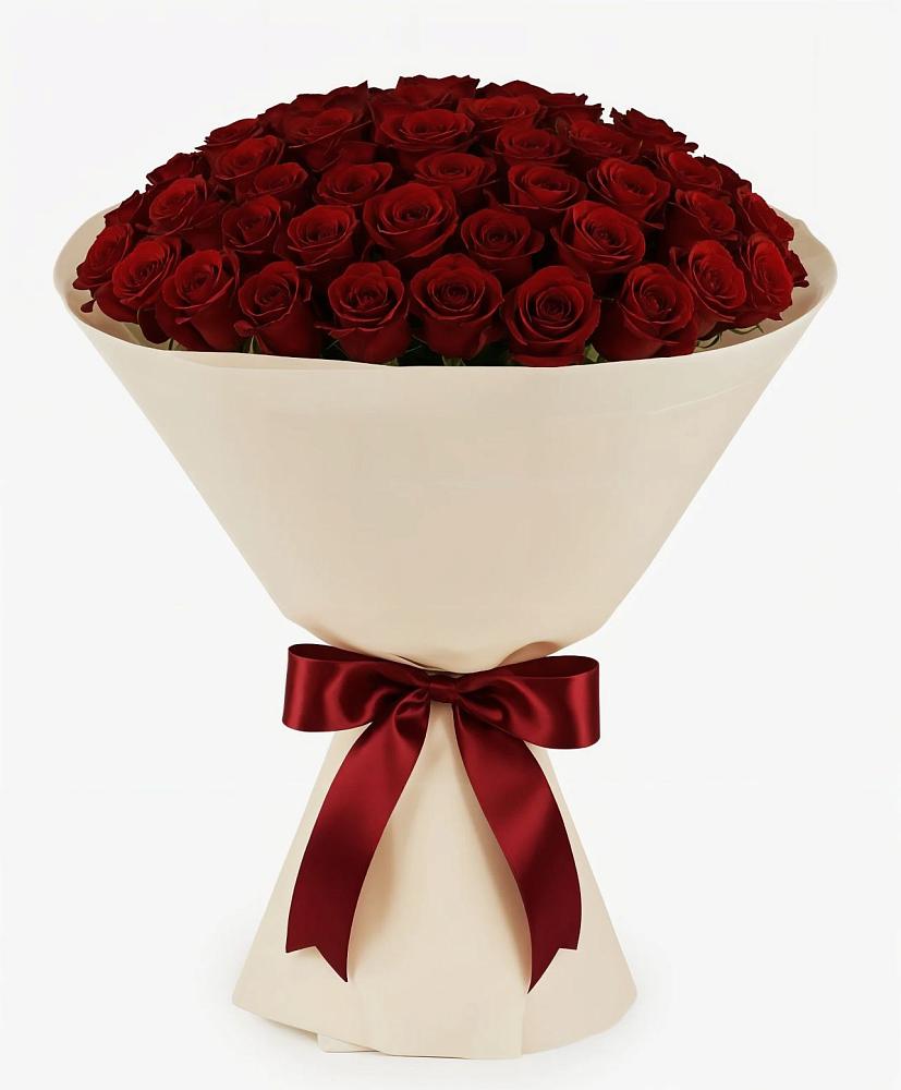 Букет 101 Бордовая роза Блэк Бакарра в Новокумском